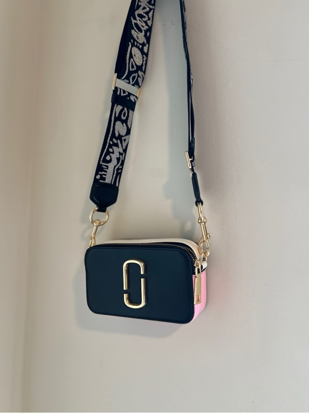 Marc Jacobs Women's Snapshot Camera Bag, Black/Baby Pink